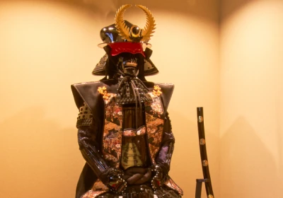 写真:兜と鎧